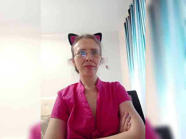 -Queen-Margo- webcam