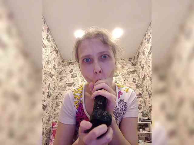 -queen-margo- -queen-margo-