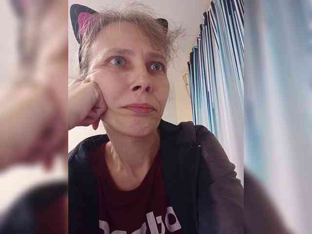 -Queen-Margo- webcam