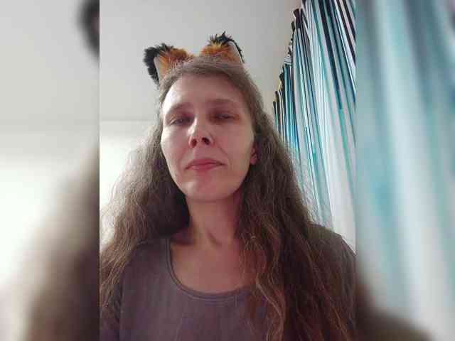 -Queen-Margo- webcam