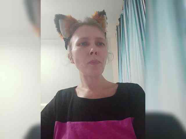 -Queen-Margo- webcam