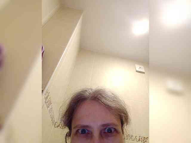 -Queen-Margo- webcam