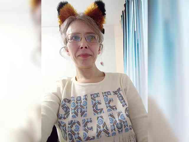 -Queen-Margo- webcam