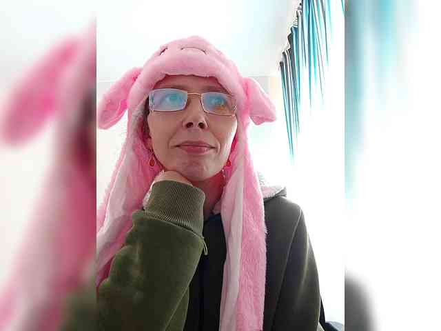 -Queen-Margo- webcam