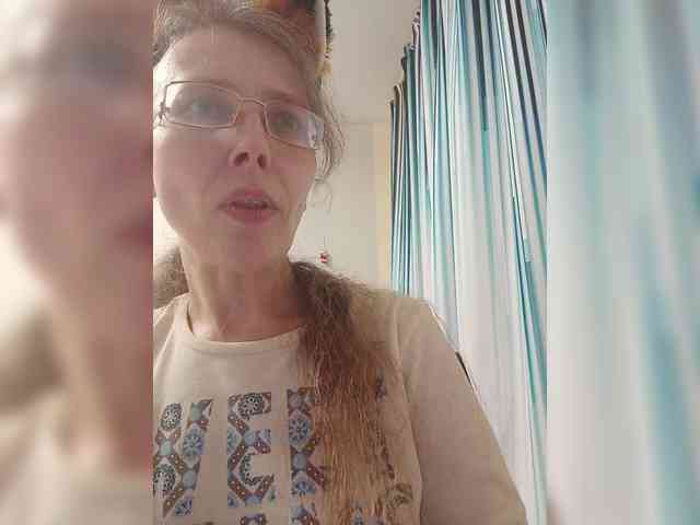 -Queen-Margo- webcam