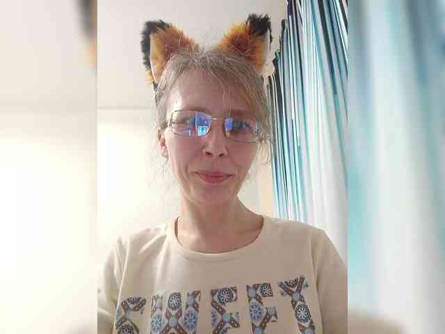 -Queen-Margo- webcam