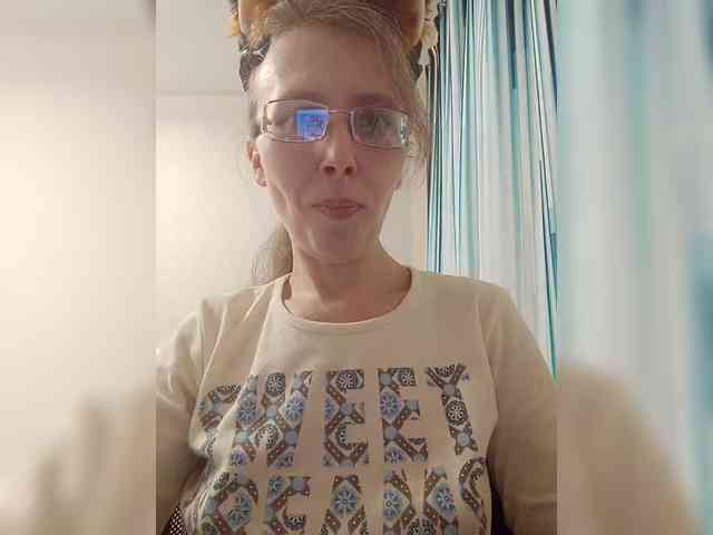 -Queen-Margo- webcam