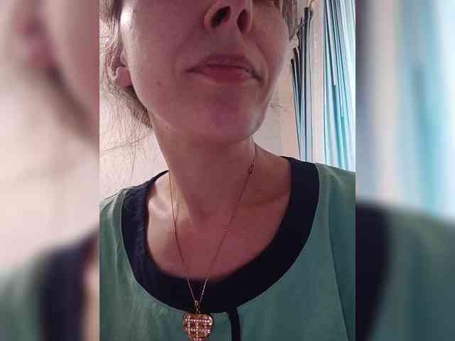 online web cam show -queen-margo-