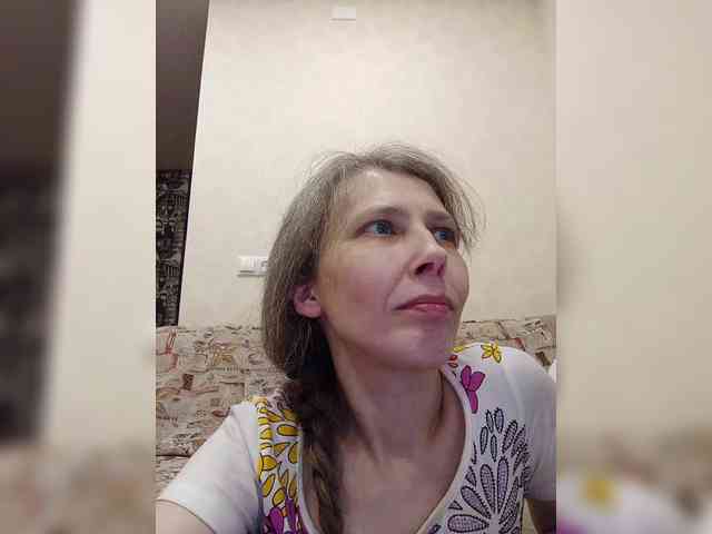 -Queen-Margo- webcam