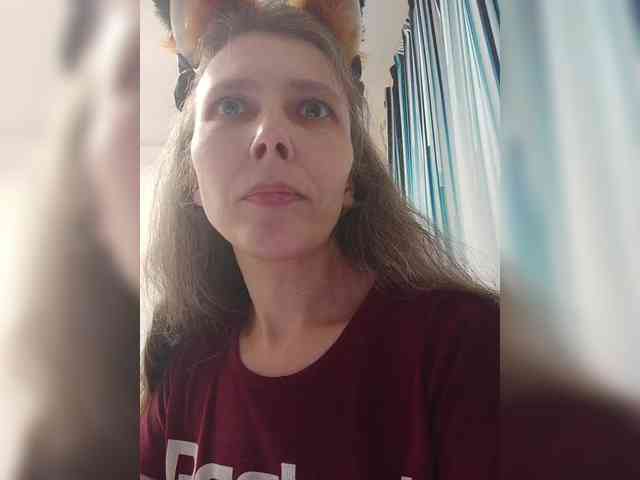 -Queen-Margo- webcam