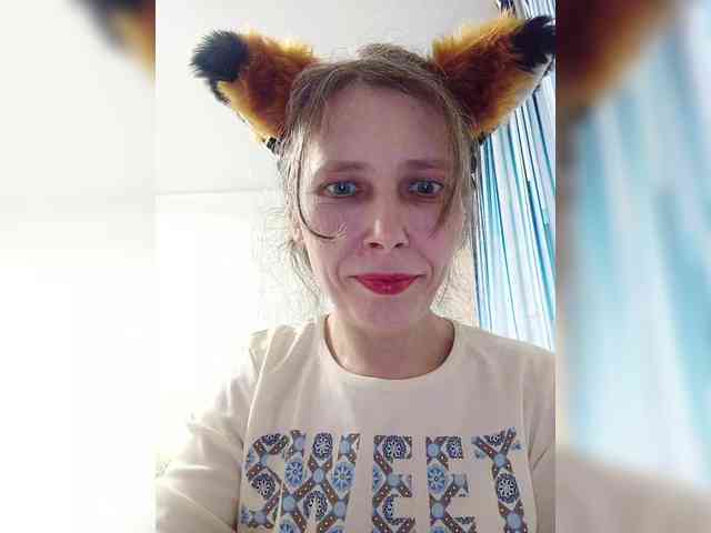 -Queen-Margo- webcam