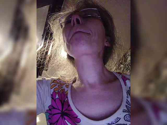 -Queen-Margo- webcam