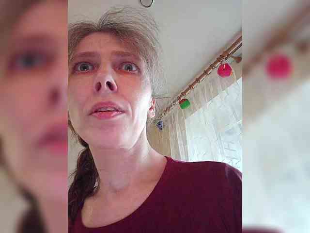 -Queen-Margo- webcam