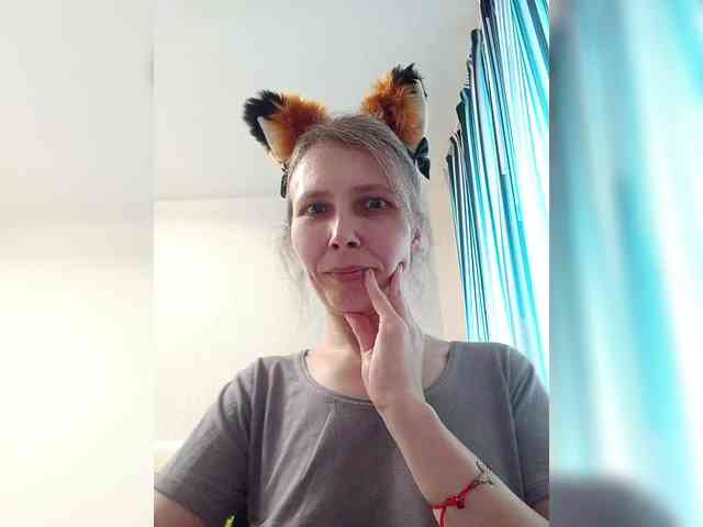 -Queen-Margo- webcam