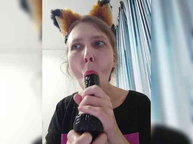 -queen-margo- Live Webcam on BongaCams