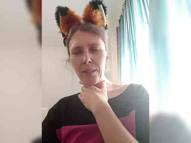 -Queen-Margo- webcam