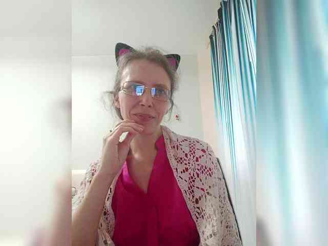 -Queen-Margo- webcam
