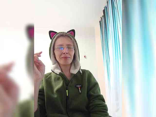 -Queen-Margo- webcam