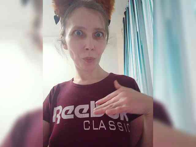 -Queen-Margo- webcam