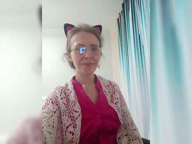 -queen-margo- Live Webcam on BongaCams