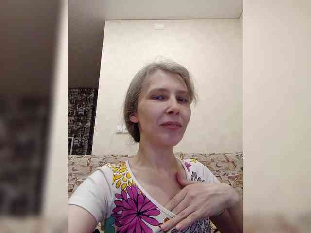 -Queen-Margo- webcam