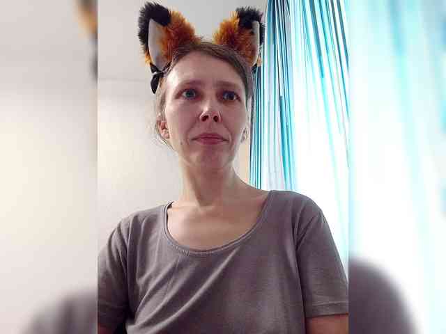 -Queen-Margo- webcam