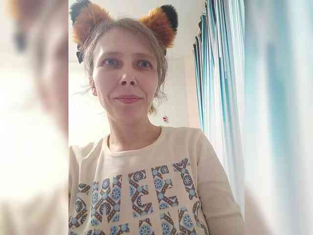 -Queen-Margo- webcam