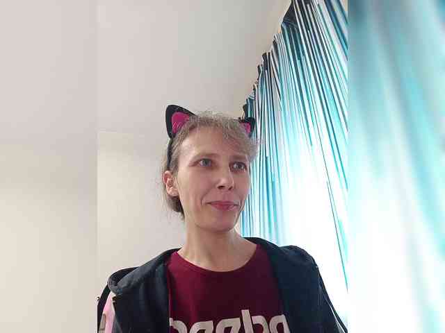 -Queen-Margo- webcam