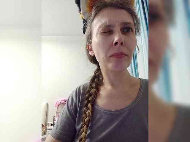 -Queen-Margo- webcam