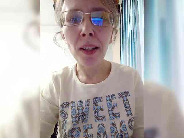 -Queen-Margo- webcam