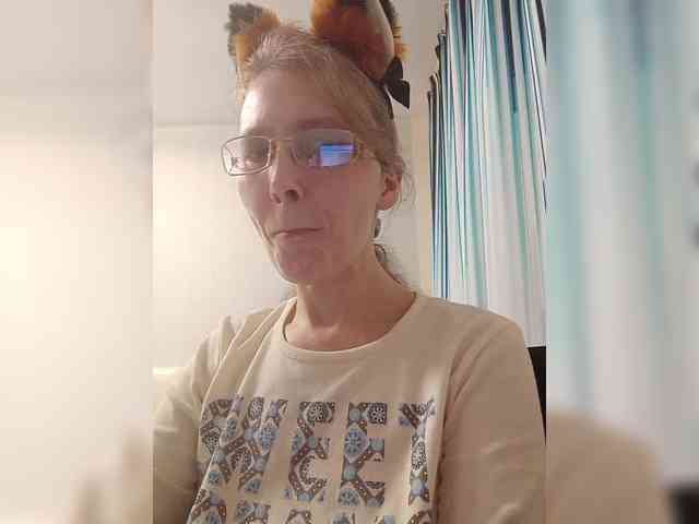 -Queen-Margo- webcam