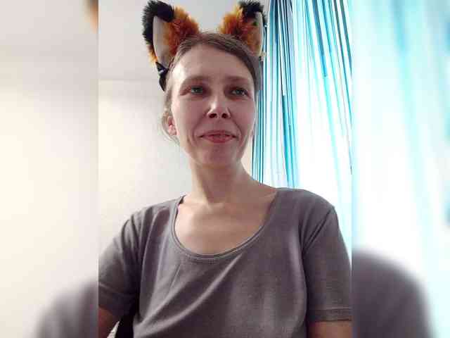 -Queen-Margo- webcam