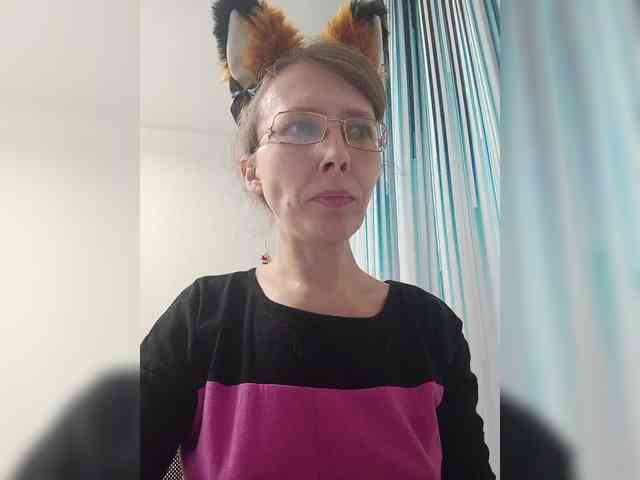 -Queen-Margo- webcam