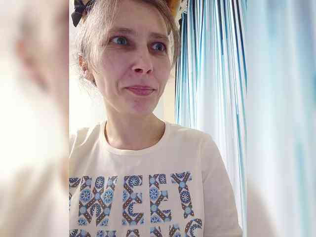 -Queen-Margo- webcam