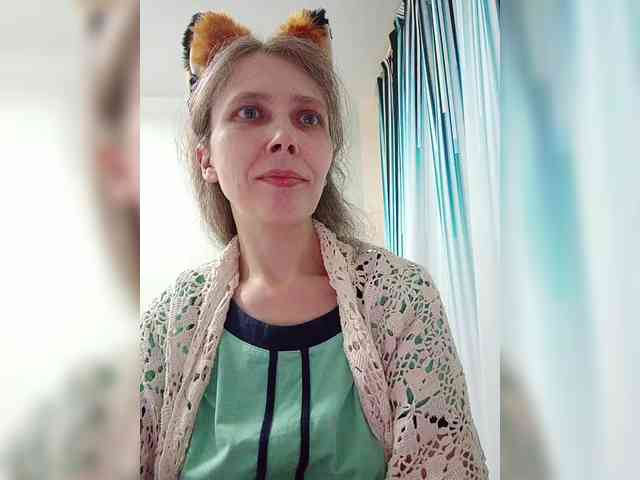 -Queen-Margo- webcam