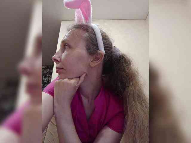 -Queen-Margo- webcam
