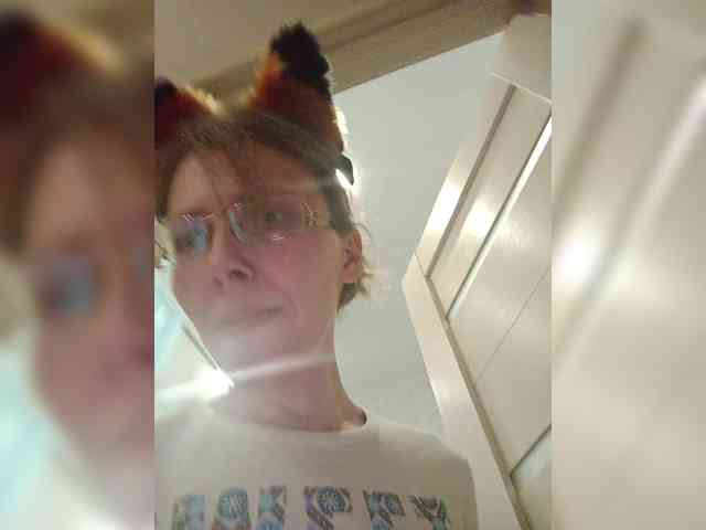 -Queen-Margo- webcam