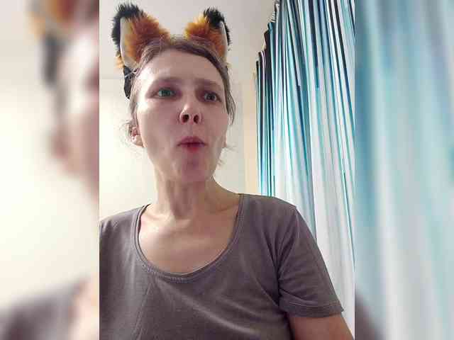 -Queen-Margo- webcam