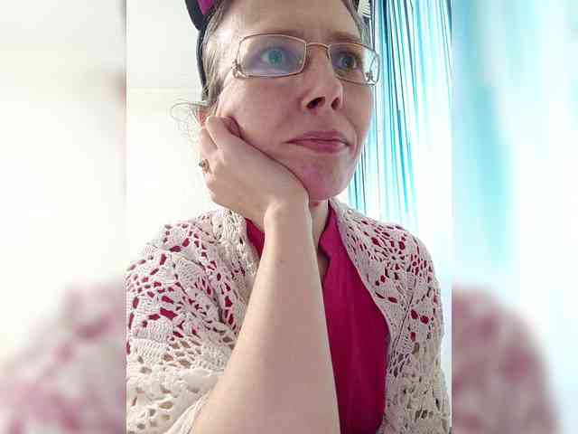 -Queen-Margo- webcam