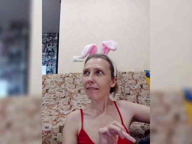 -Queen-Margo- webcam