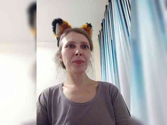 -Queen-Margo- webcam