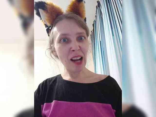 -Queen-Margo- webcam