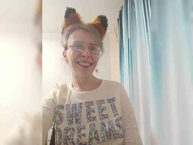 -Queen-Margo- webcam