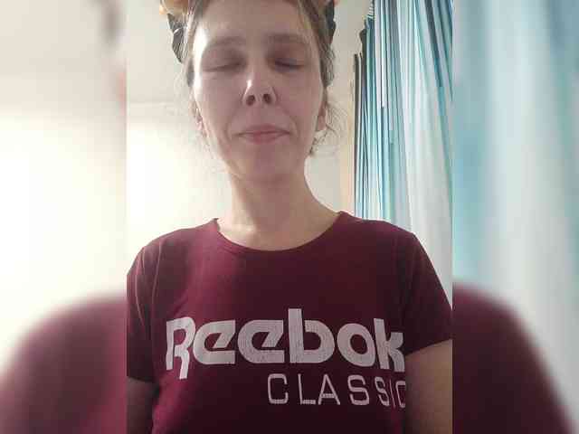 -Queen-Margo- webcam