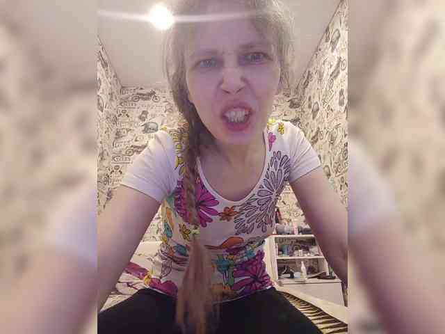 -queen-margo- -queen-margo-