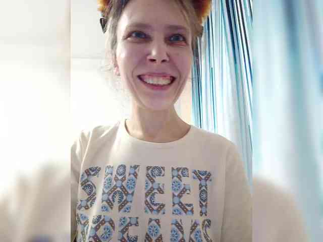 -Queen-Margo- webcam