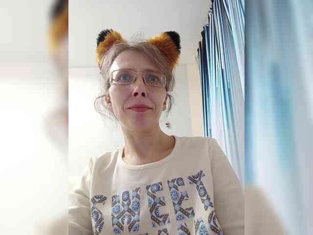 -Queen-Margo- webcam