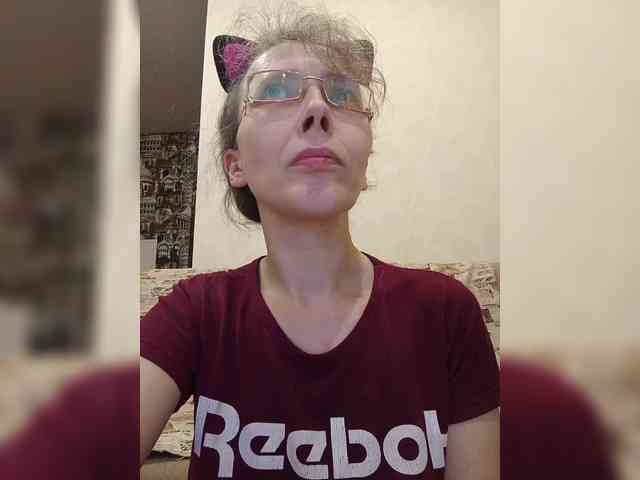 -Queen-Margo- webcam