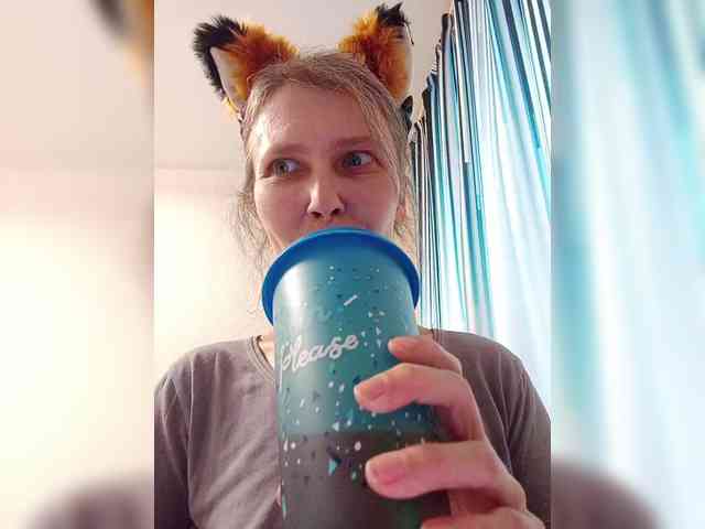 -Queen-Margo- webcam