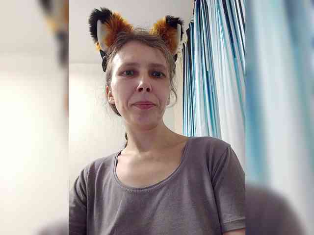 -Queen-Margo- webcam